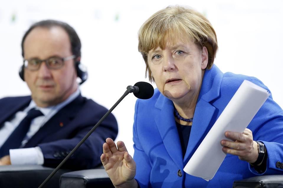 germancabinetapprovesmilitaryaidtofightisinsyria